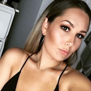 Meet your Posher, Tayla